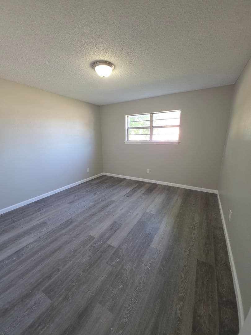 Russellville Apartment: 920 N. Fargo