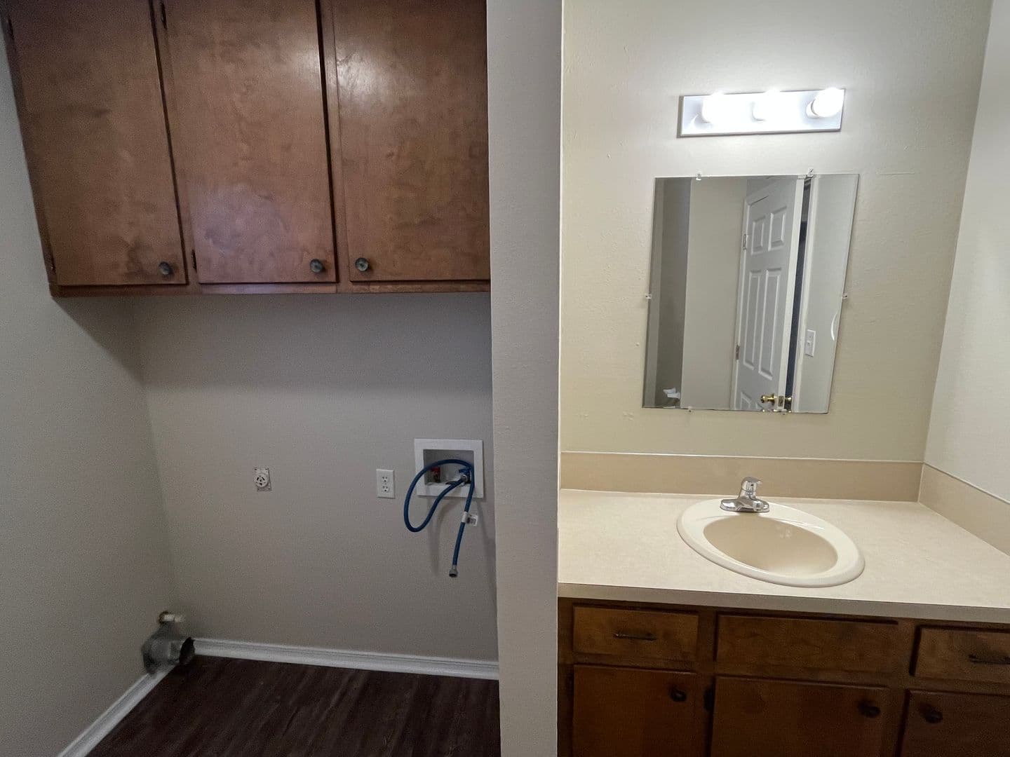 Russellville Apartment: 900 West 16th St.