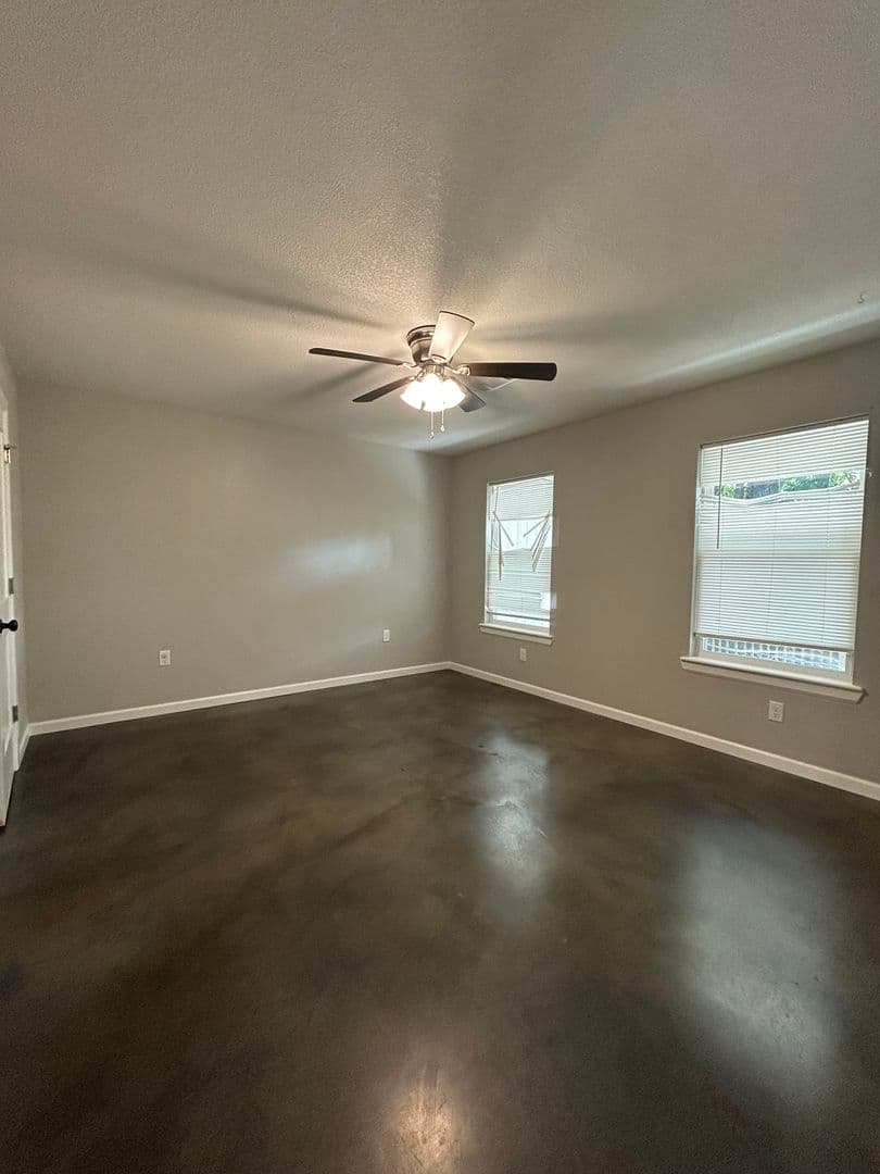 Dardanelle Apartment: 1513 - 1519 N. 2nd St.