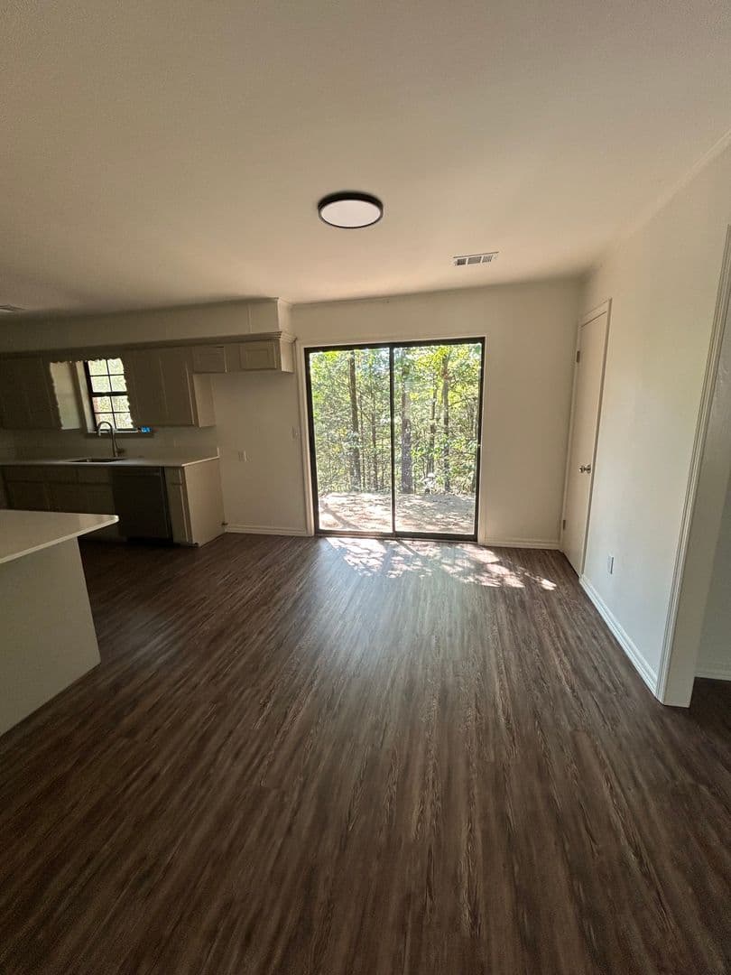 Dover House: 3120 SR 27