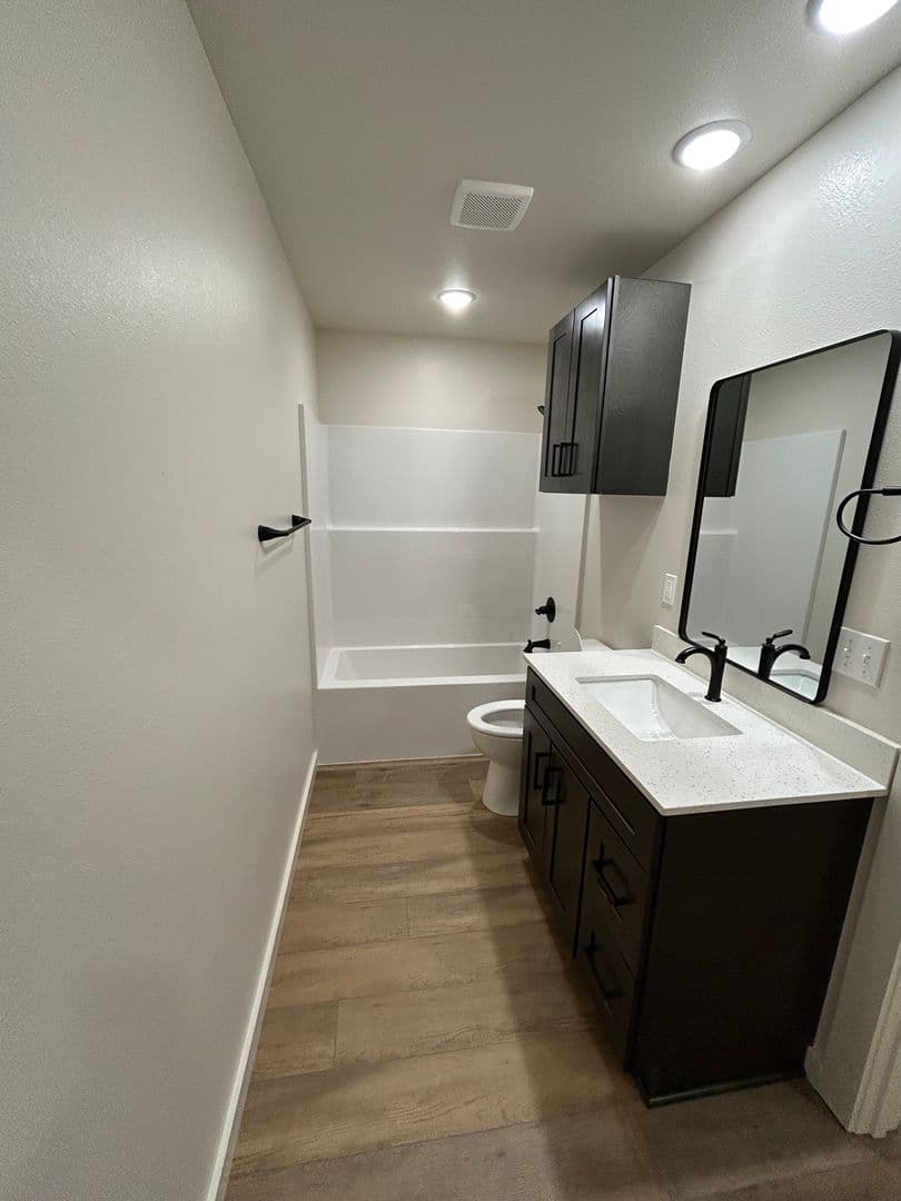 Russellville Apartment: 705 West 12th St.