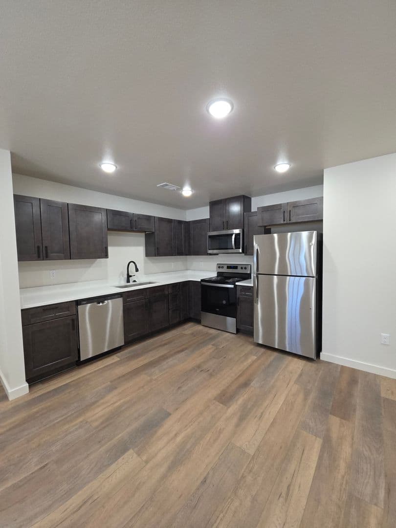 Russellville Apartment: 703 West 12th St.
