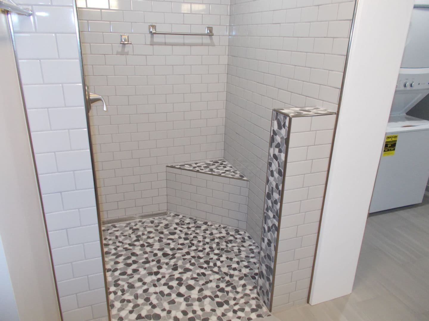 Russellville House: 215 S Seattle Ave