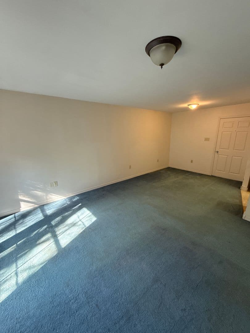 Russellville Apartment: 2607 West 12th Apt A