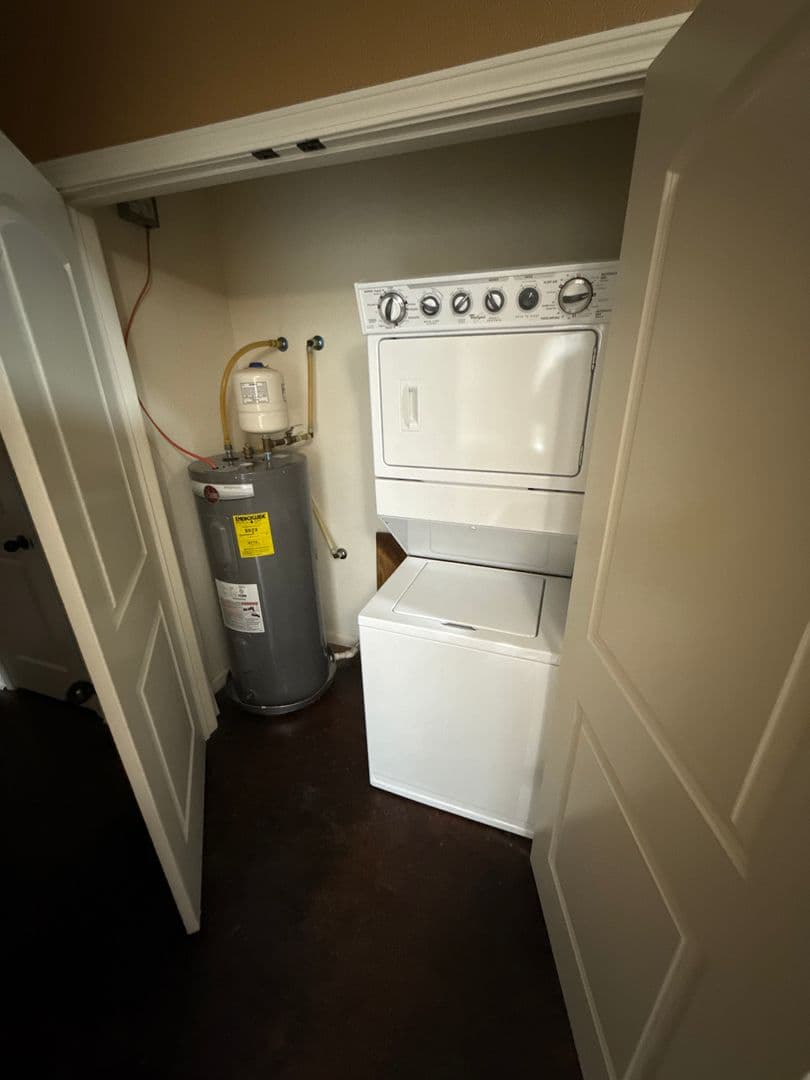 Russellville Apartment: 214-220 Tyler Rd.