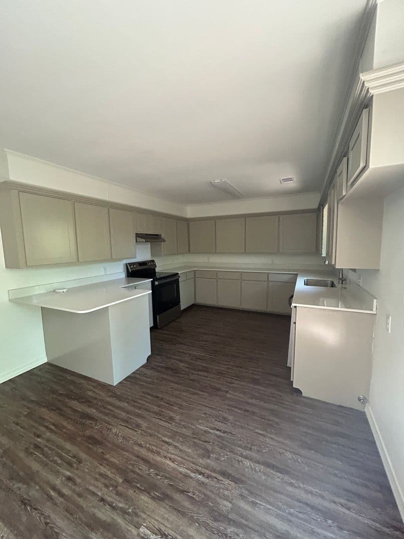 Dover House: 3120 SR 27