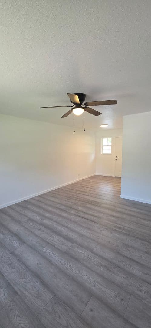 Russellville Apartment: 1300 - 1306 N. Greenwich