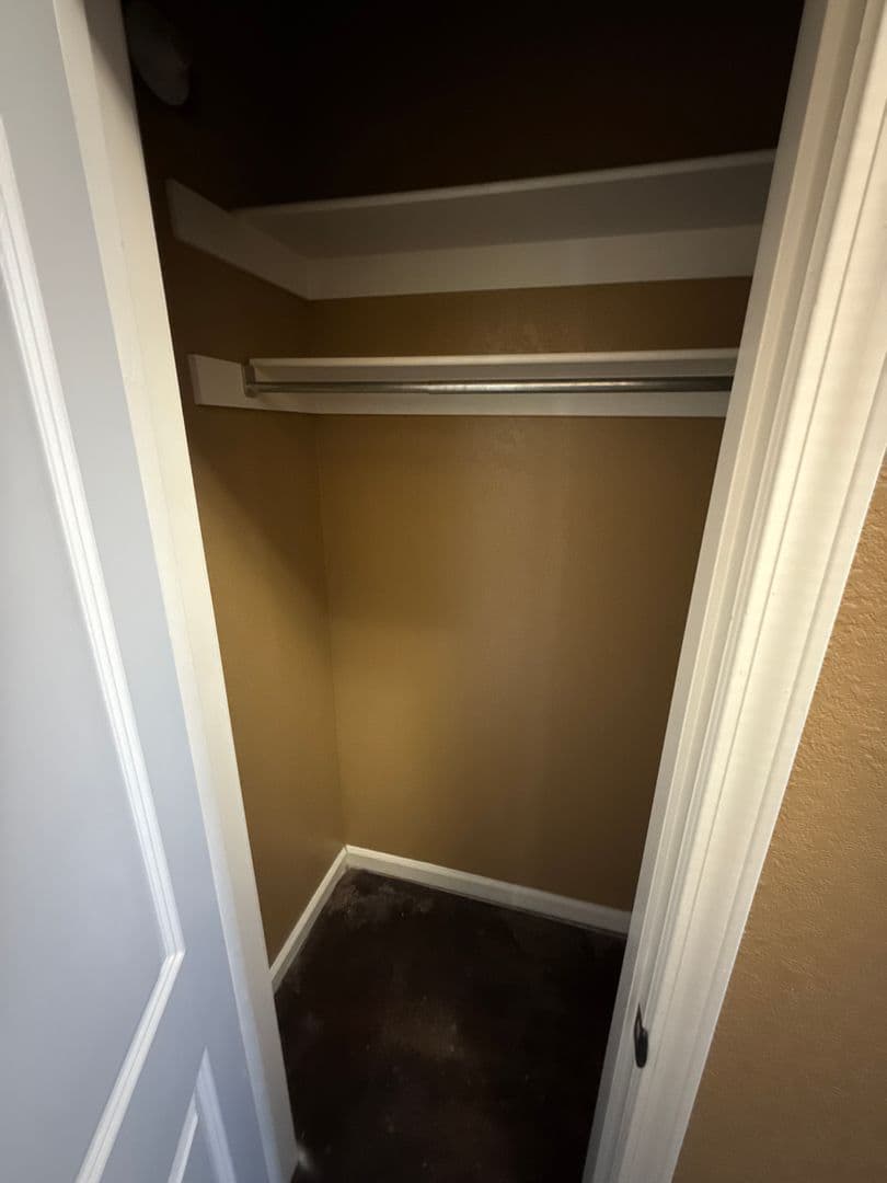 Russellville Apartment: 214-220 Tyler Rd.