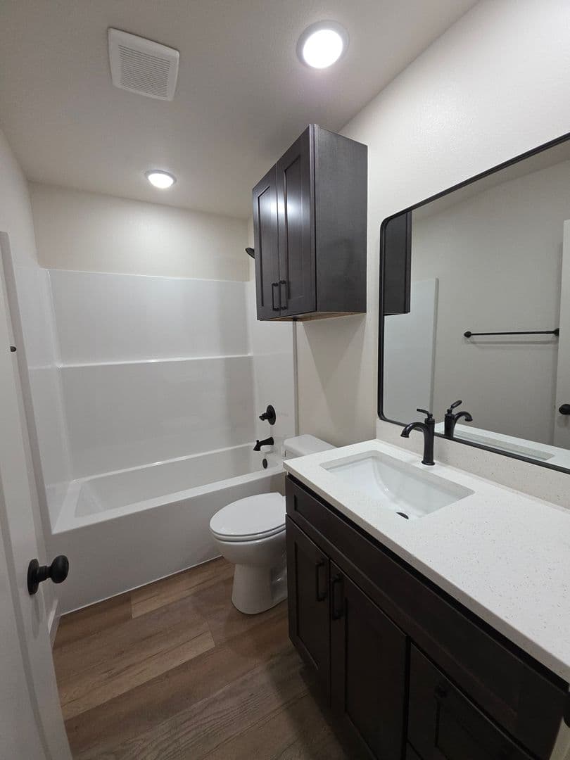 Russellville Apartment: 703 West 12th St.