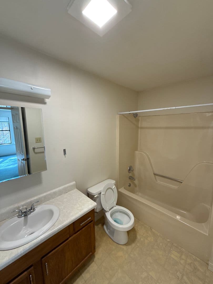 Russellville Apartment: 2607 West 12th Apt A
