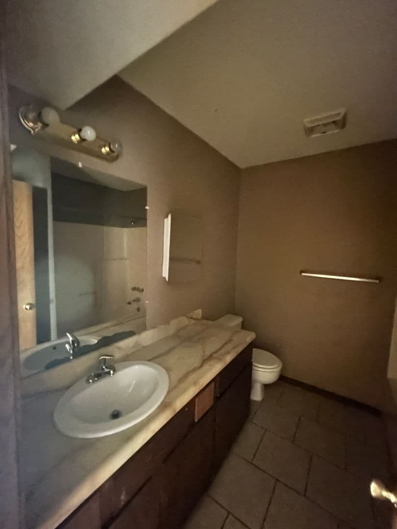 Dover Apartment: 72-112 Sequoya Dr.