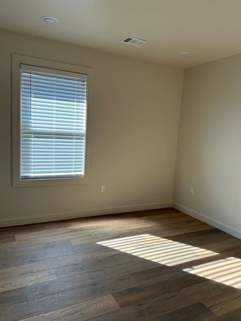 Russellville Apartment: 705 West 12th St.