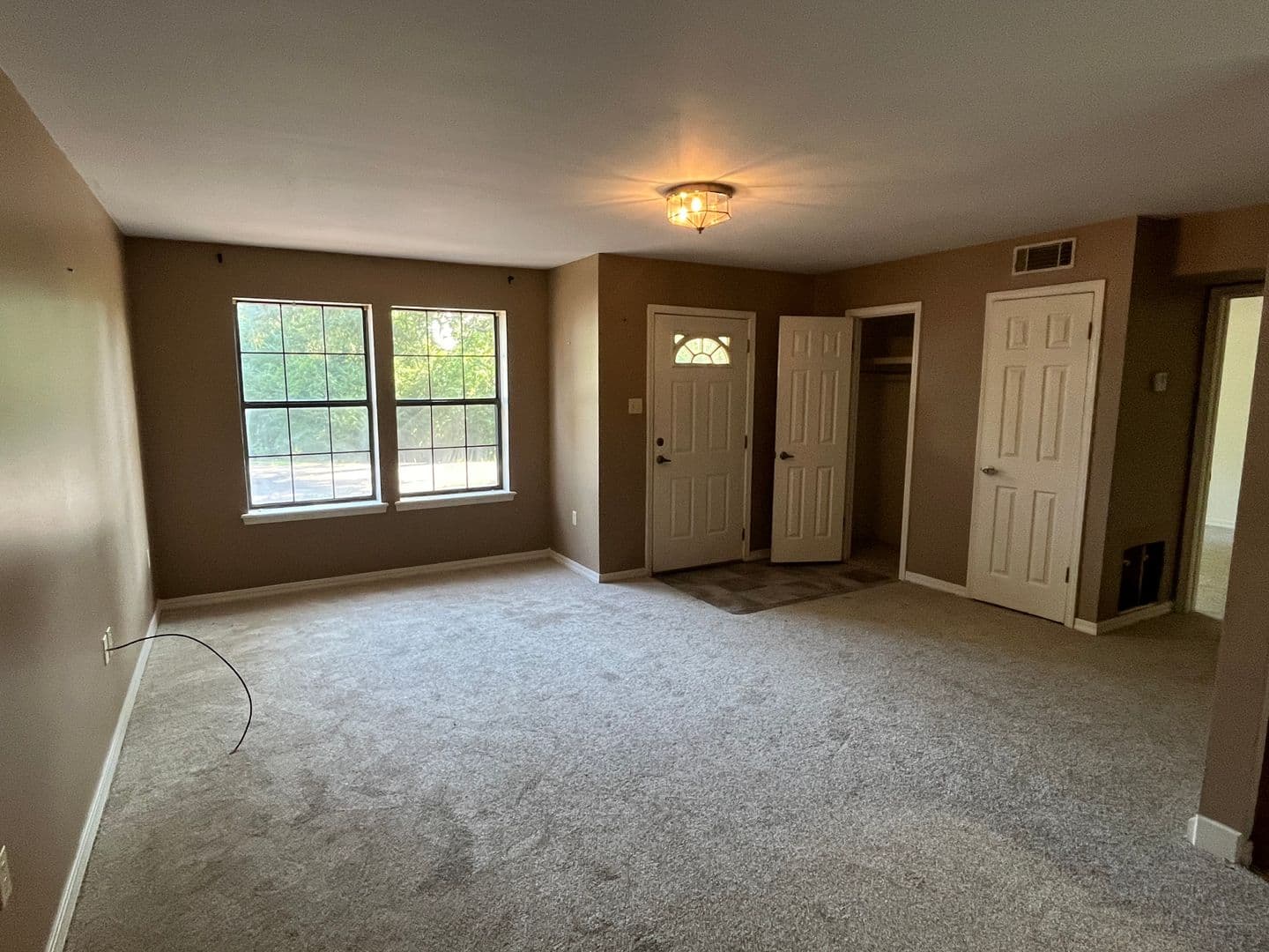 Russellville Apartment: 2607 West 12th Apt A