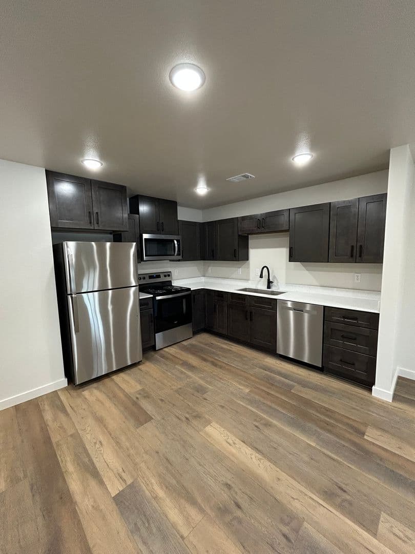 Russellville Apartment: 705 West 12th St.