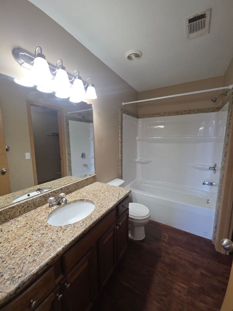 Russellville House: 824 W. 13th Street