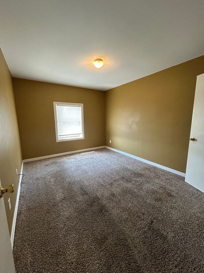 Russellville Apartment: 432 Dwight Mission Rd 22A