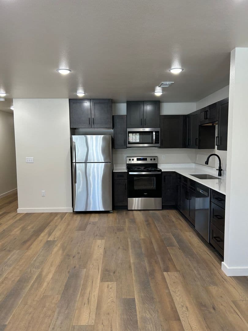 Russellville Apartment: 705 West 12th St.