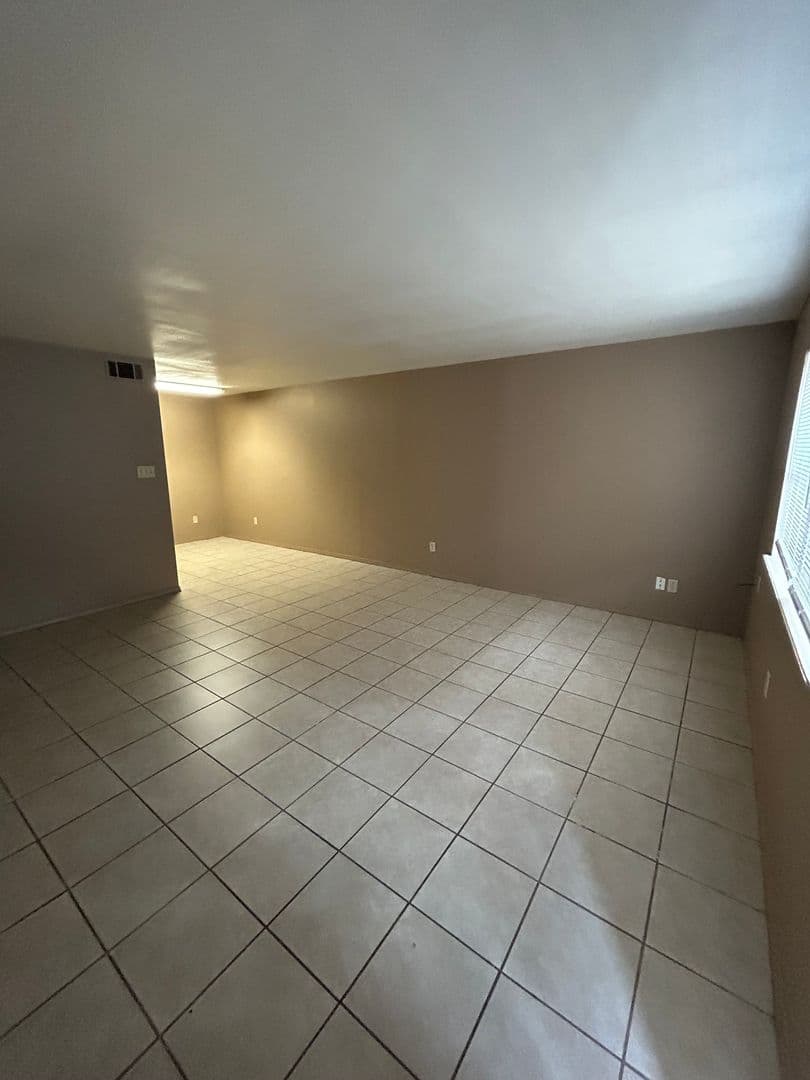 Dover Apartment: 72-112 Sequoya Dr.