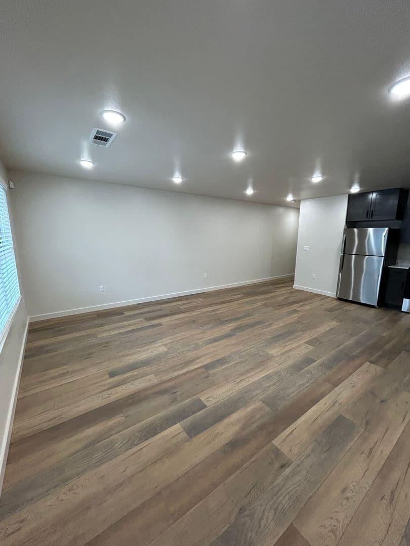 Russellville Apartment: 705 West 12th St.