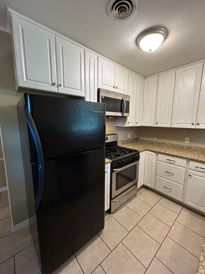 Russellville House: 1202 East O St.