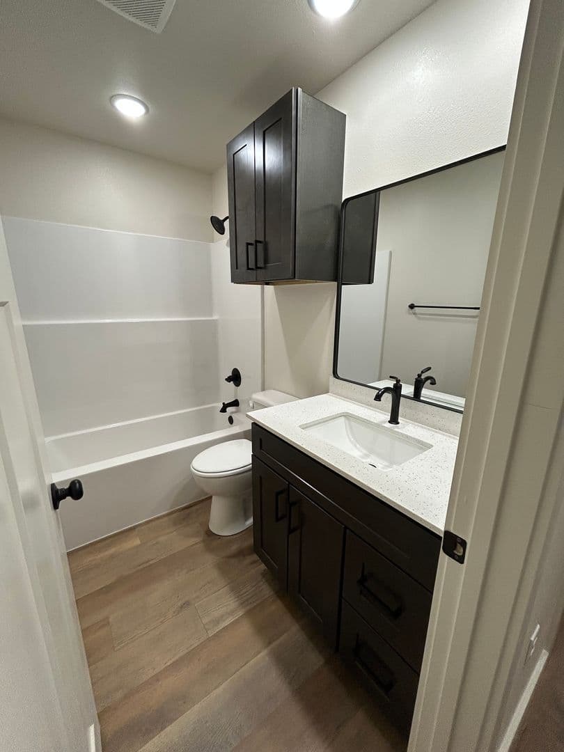 Russellville Apartment: 705 West 12th St.