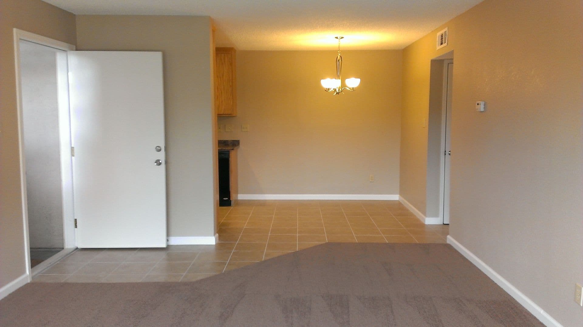 Manteca Apartment: 1405 Stonewood Avenue