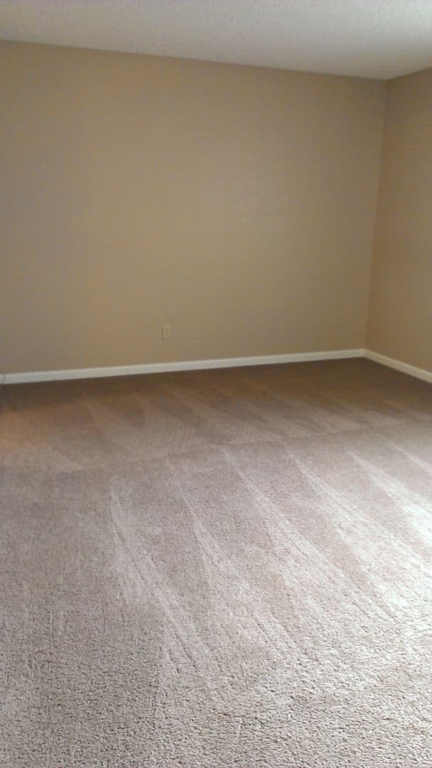 Manteca Apartment: 1405 Stonewood Avenue