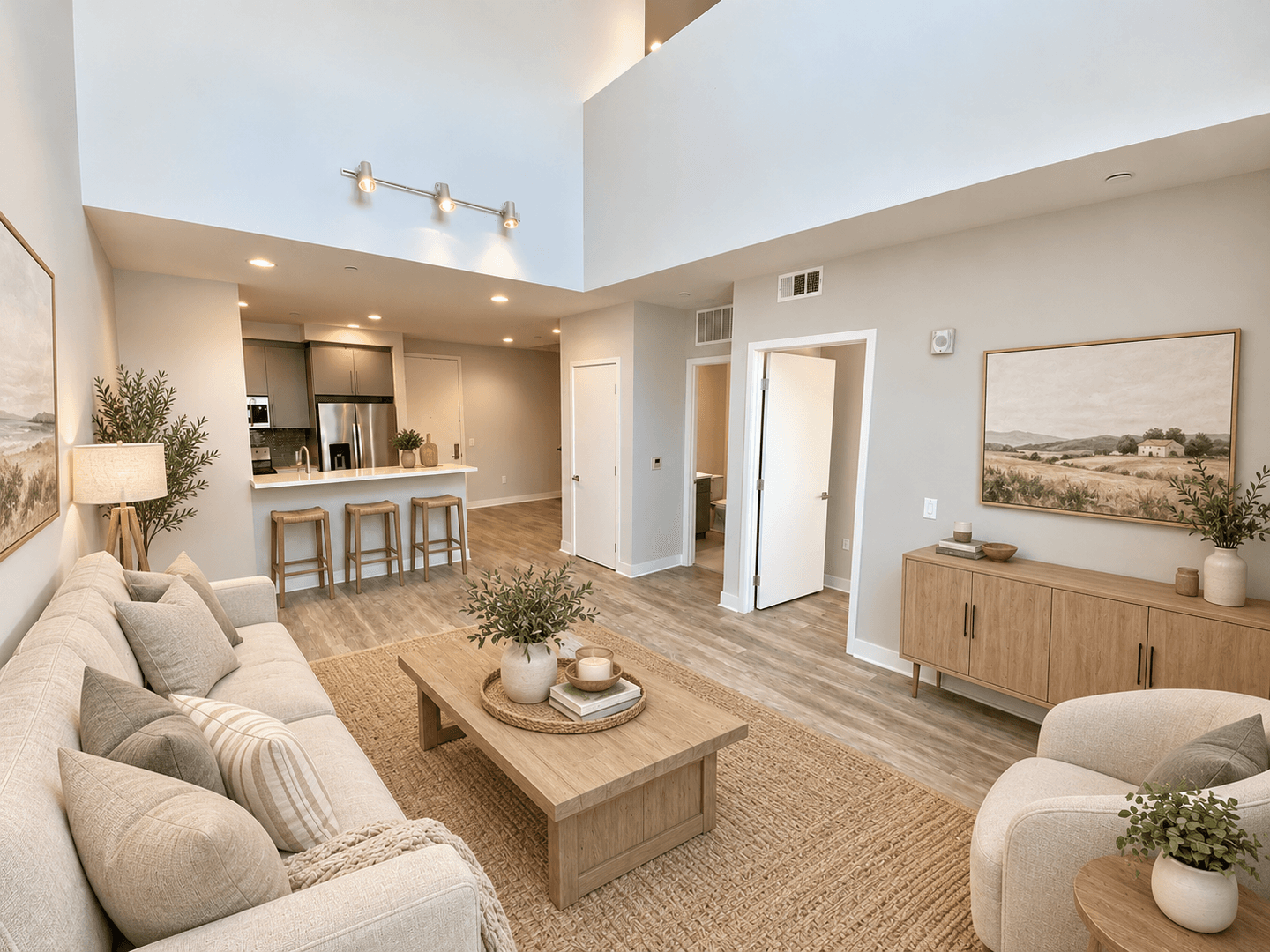 Los Angeles Apartment: 11929 Courtleigh Dr