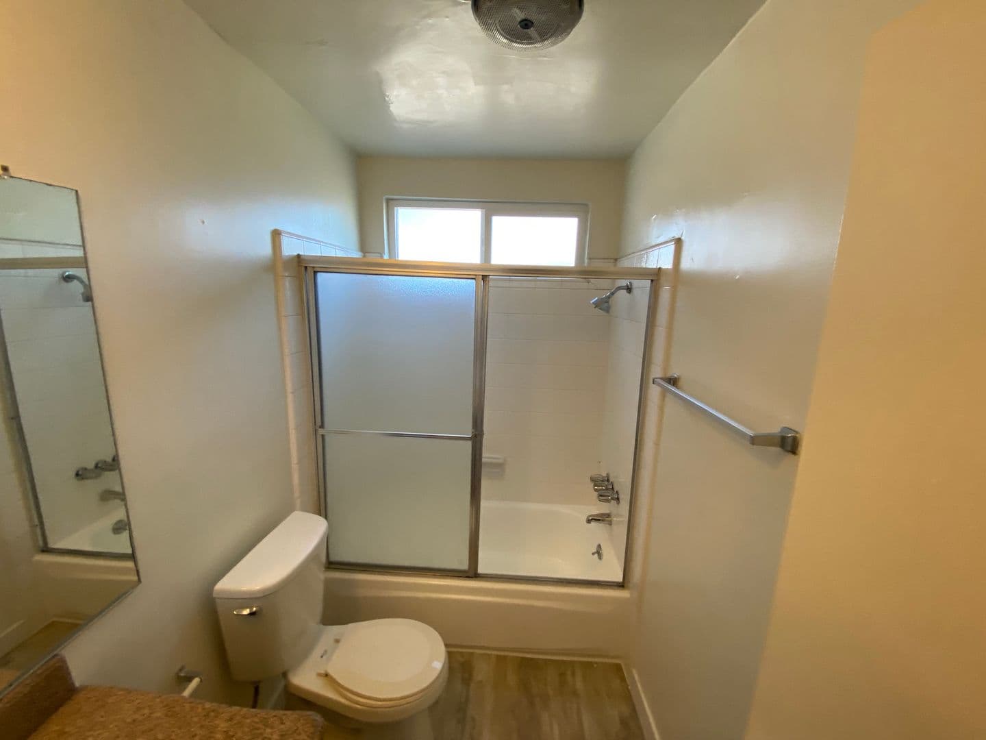 Los Angeles Apartment: 9344 National Blvd.