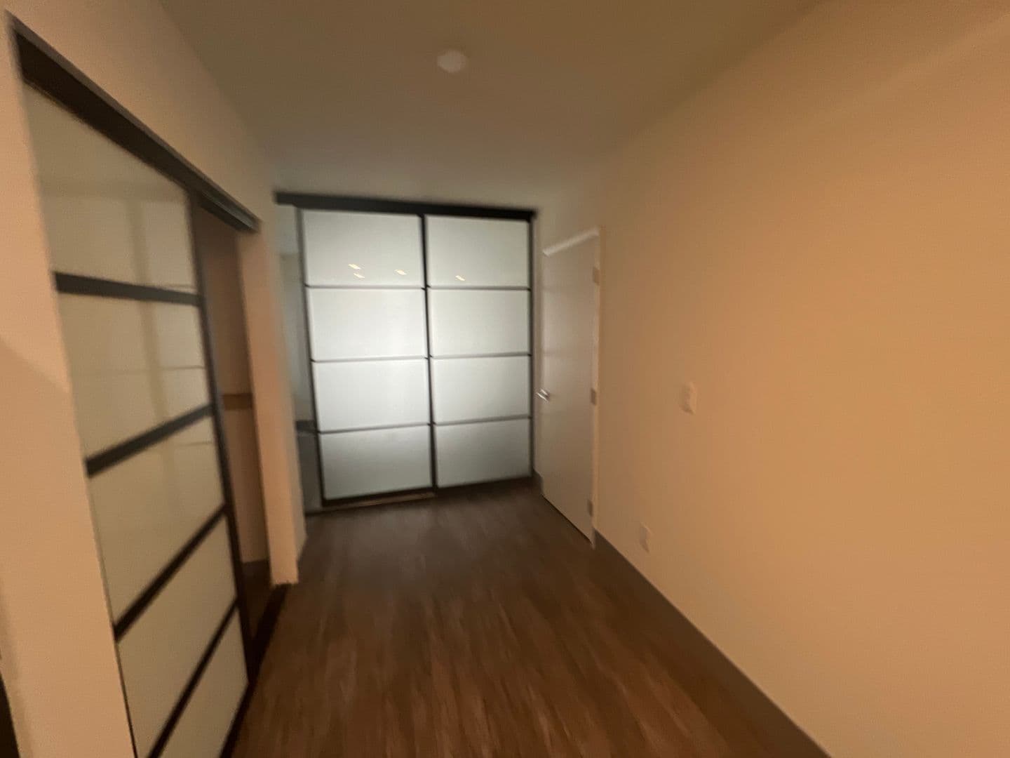 Los Angeles Apartment: 10779 Woodbine St.