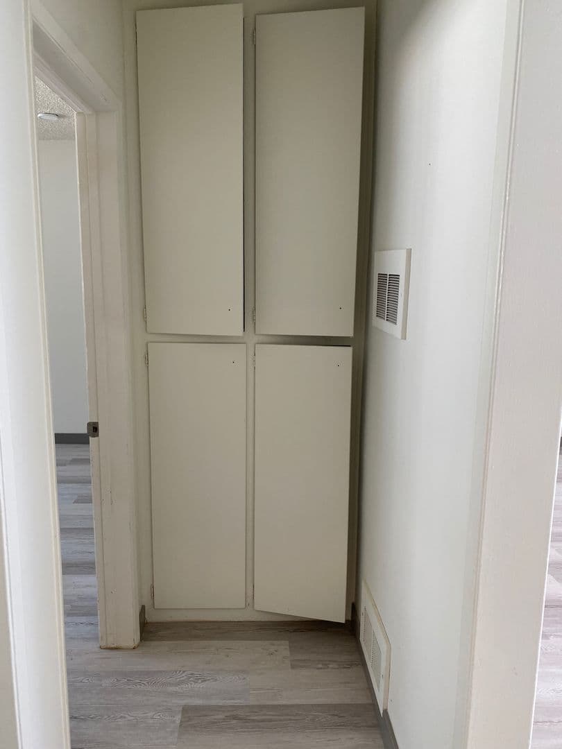 Los Angeles Apartment: 3317 Keystone Ave