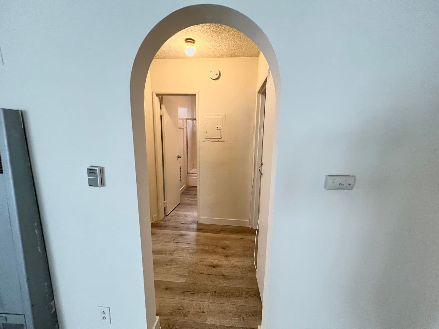 Los Angeles Apartment: 3728 Bentley Ave.