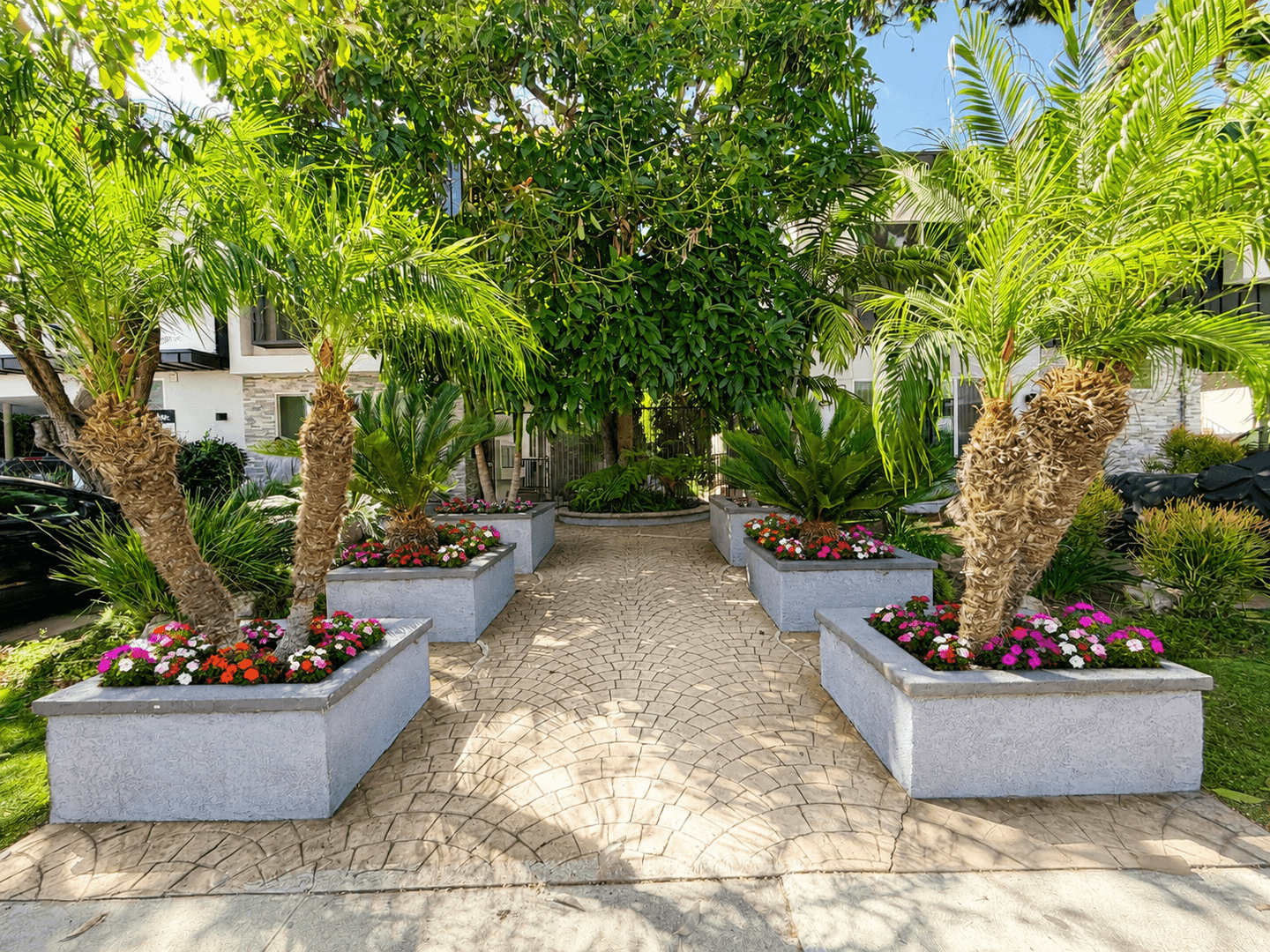 Los Angeles Apartment: 12301 & 12307 Pacific Ave