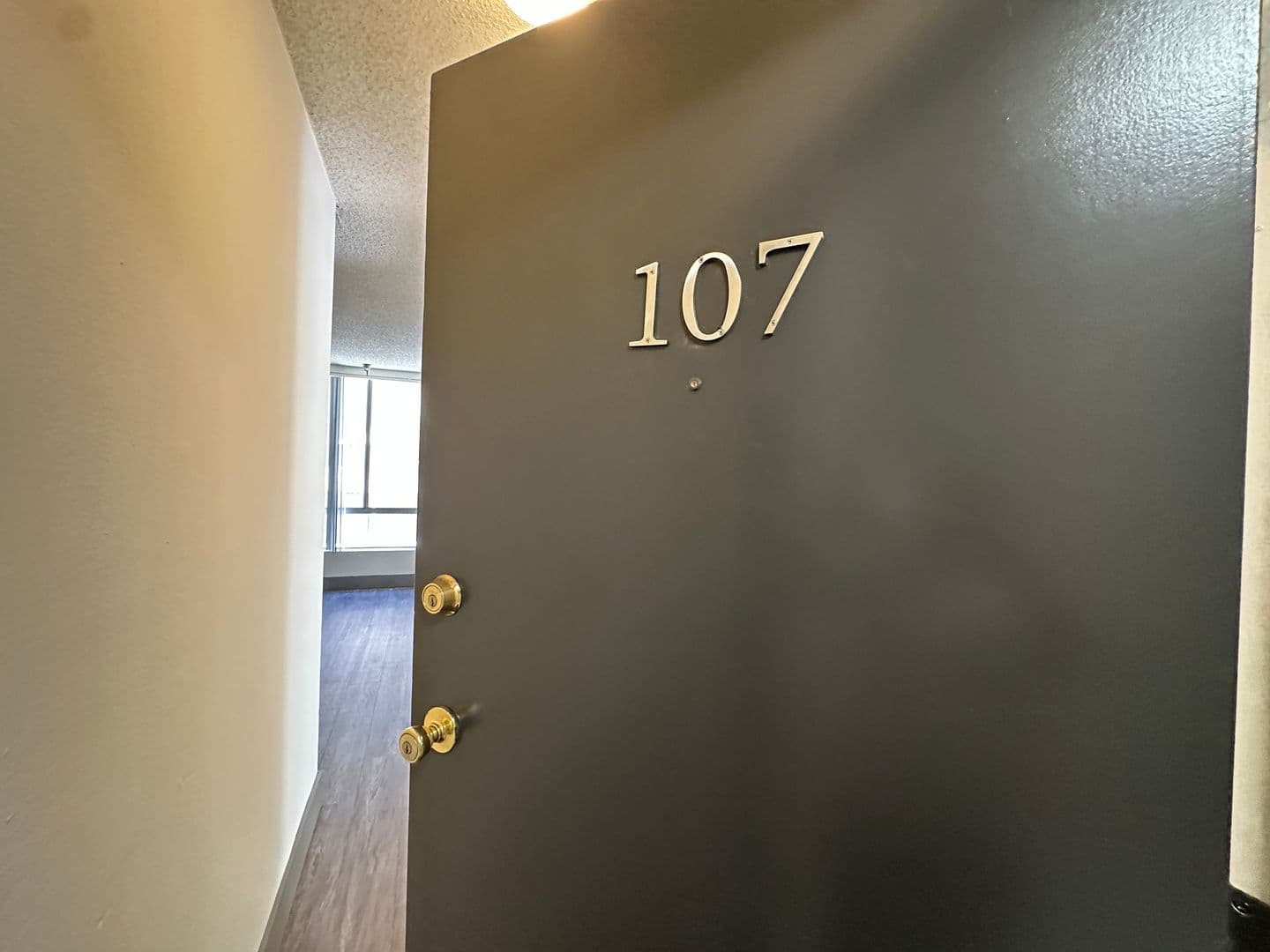 Los Angeles Apartment: 3715 Canfield Ave