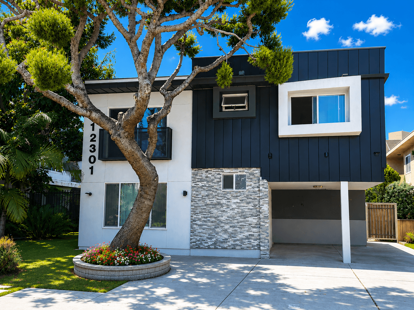 Los Angeles Apartment: 12301 & 12307 Pacific Ave