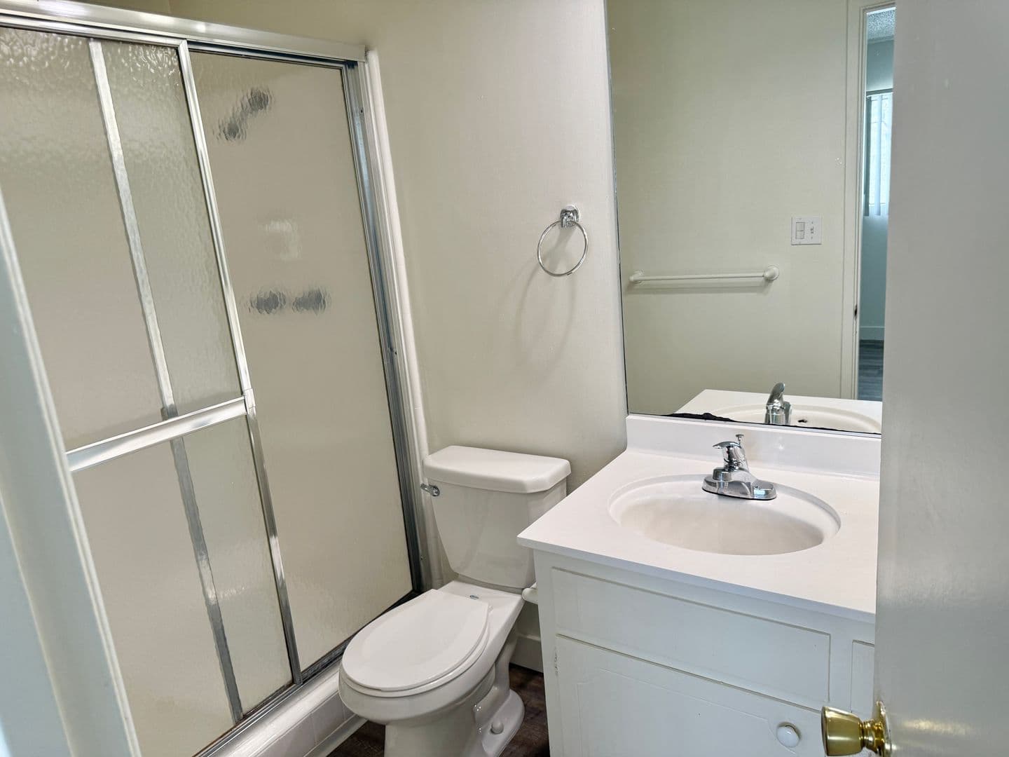 Los Angeles Apartment: 3545 Keystone Ave