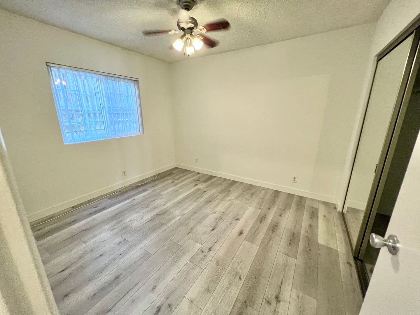 Los Angeles Apartment: 3728 Bentley Ave.