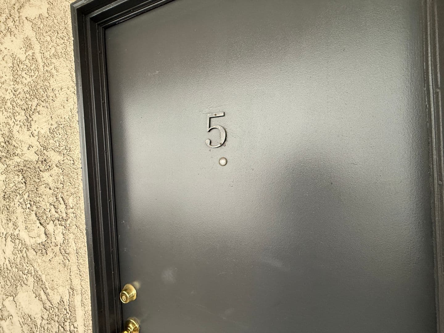 Los Angeles Apartment: 3735 Canfield Ave