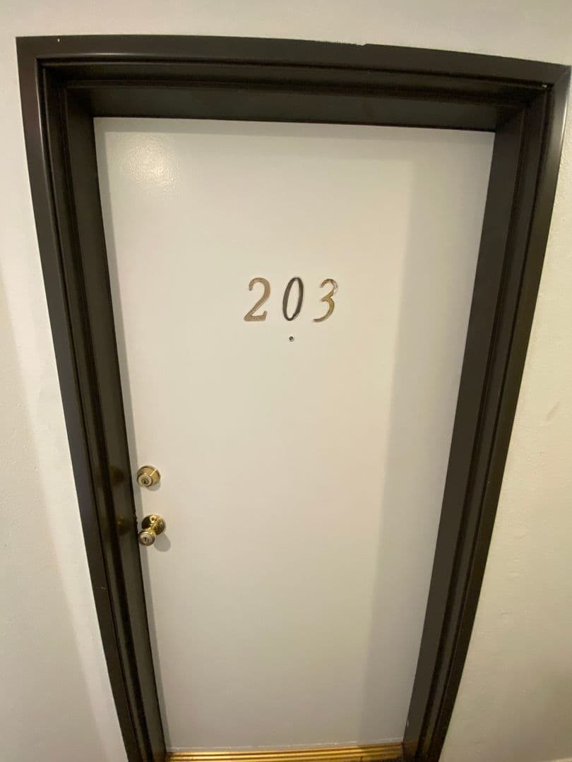 Los Angeles Apartment: 3722 Canfield Ave