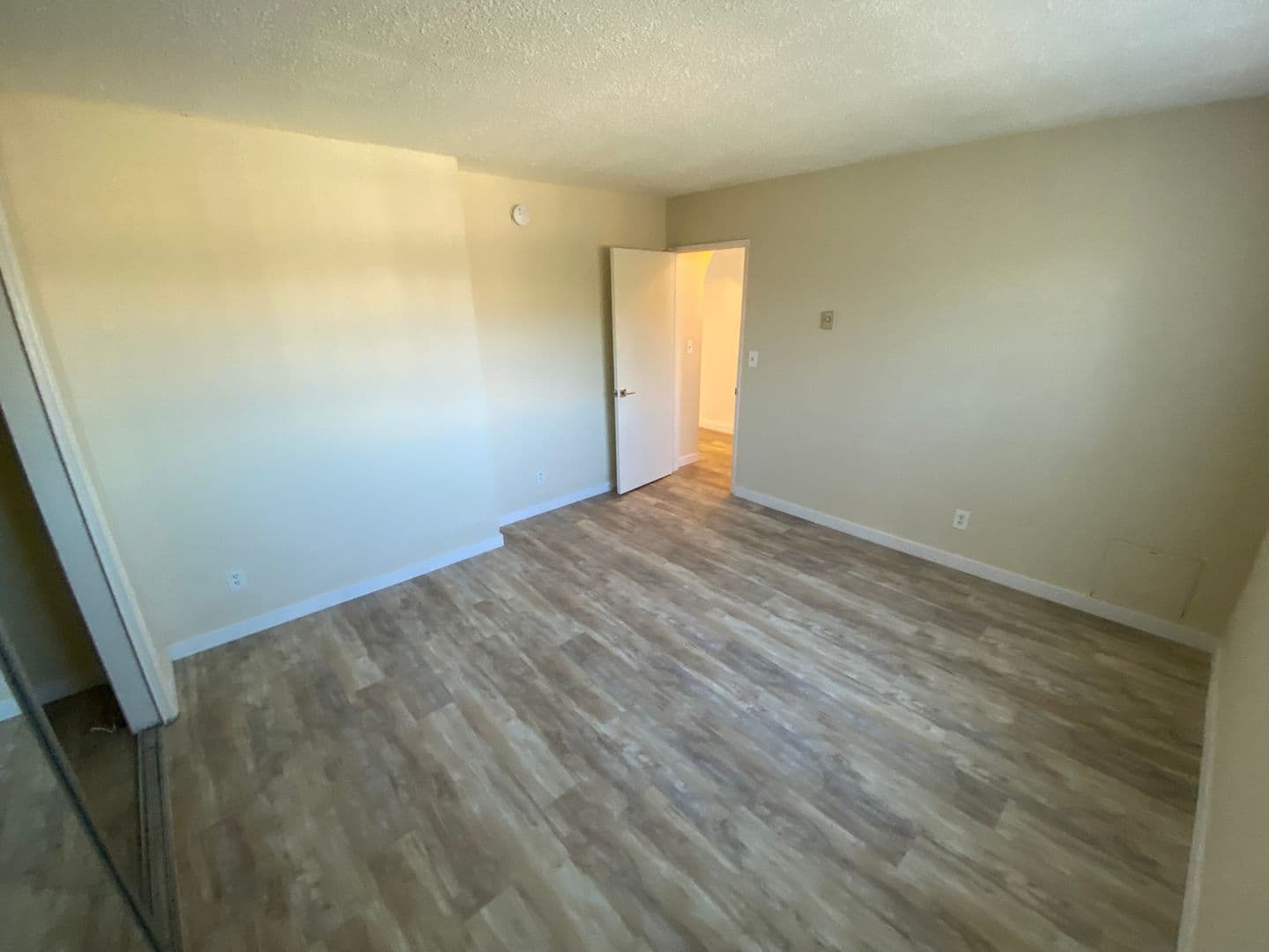 Los Angeles Apartment: 9344 National Blvd.