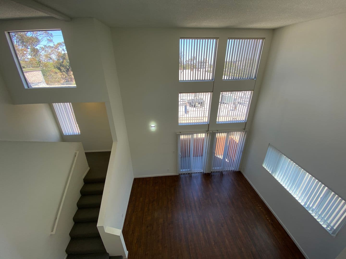 Los Angeles Apartment: 3722 Canfield Ave
