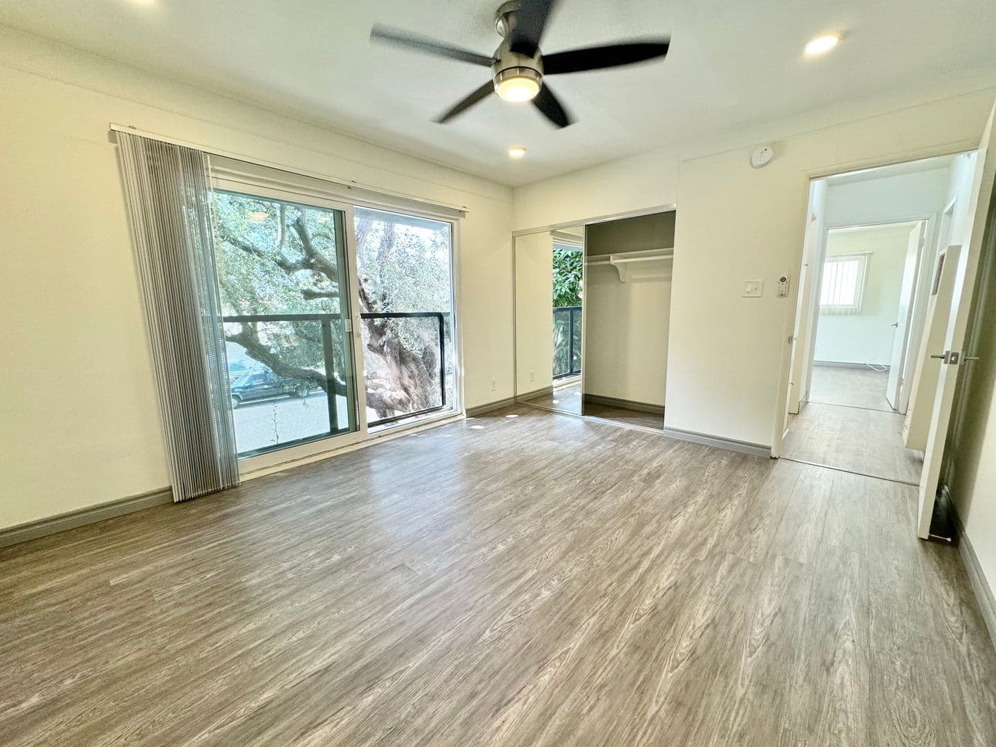 Los Angeles Apartment: 12301 & 12307 Pacific Ave