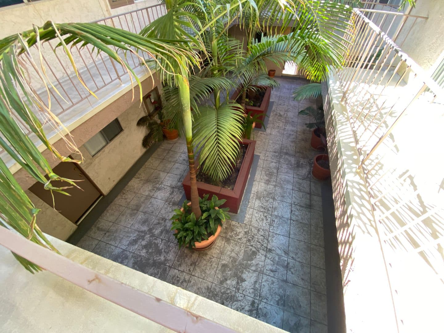 Los Angeles Apartment: 9344 National Blvd.
