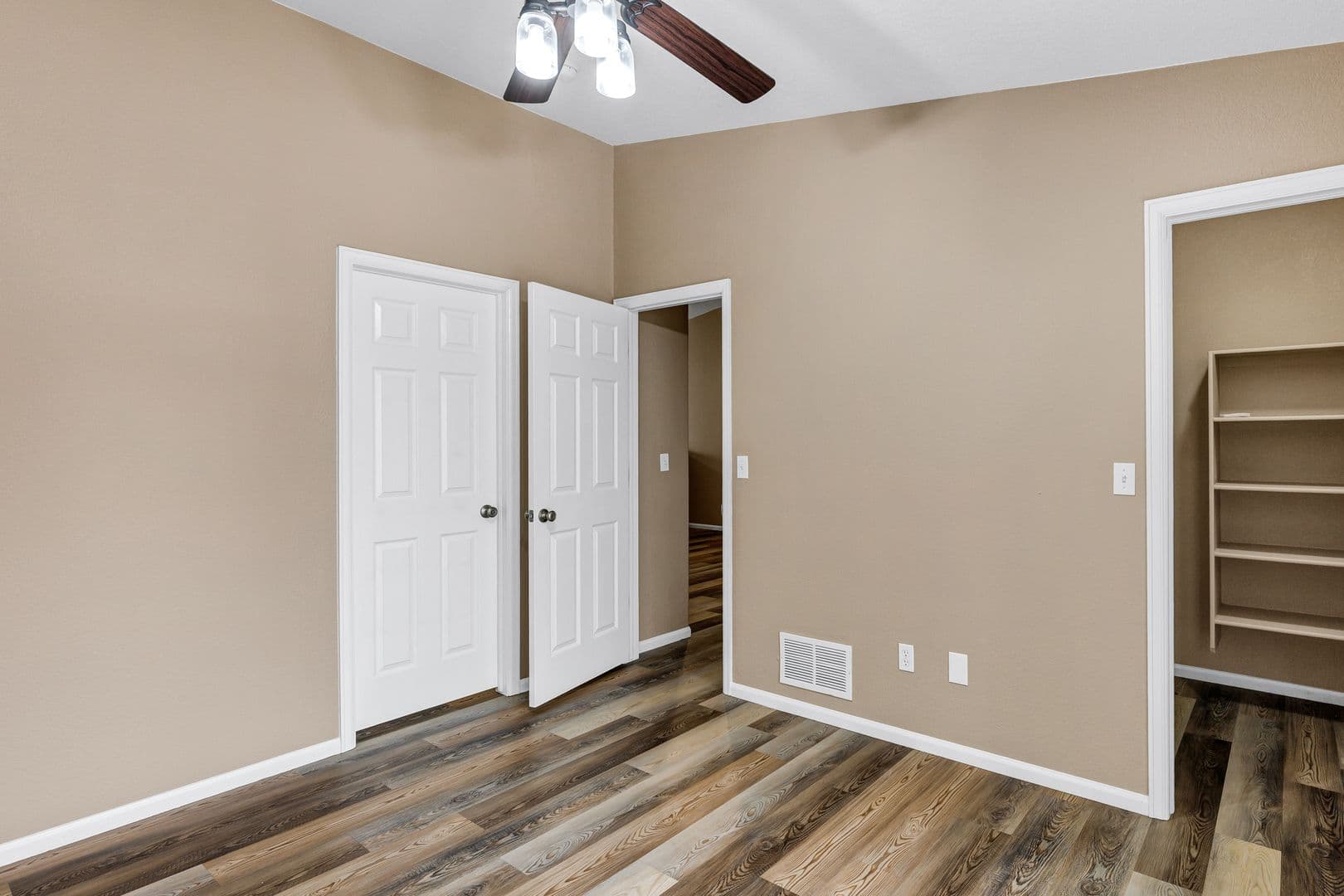 Colorado Springs Townhome: 5686 Sunshade Point