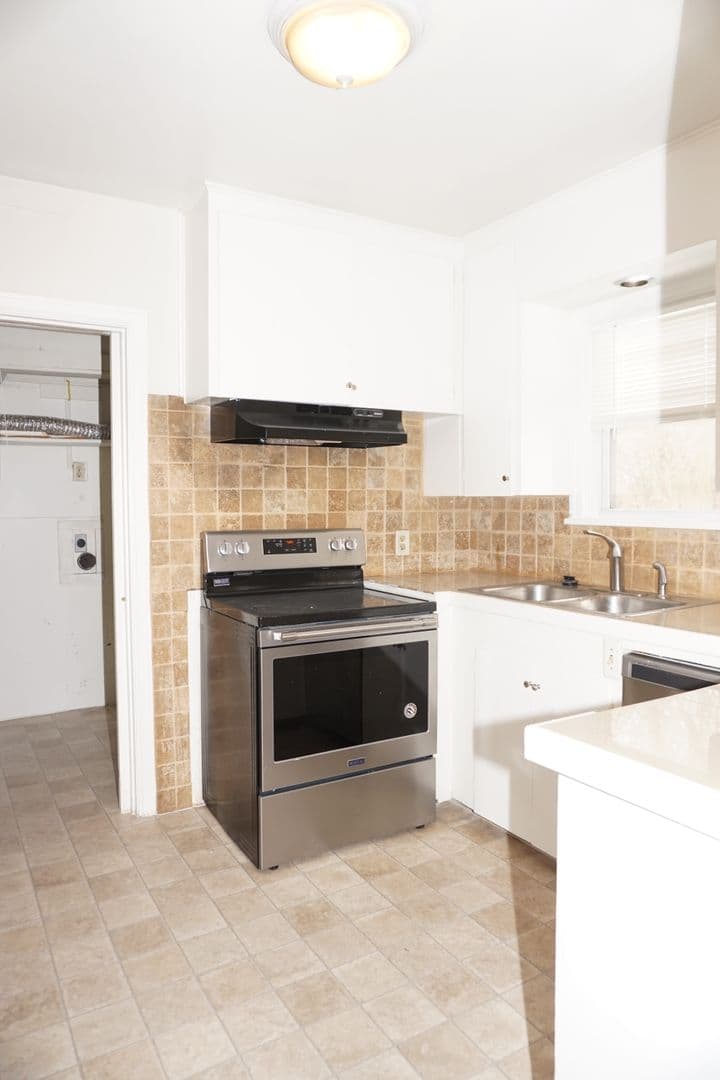 Colorado Springs Townhome: 25 N Logan Ave - 23 N Logan Ave Unit A