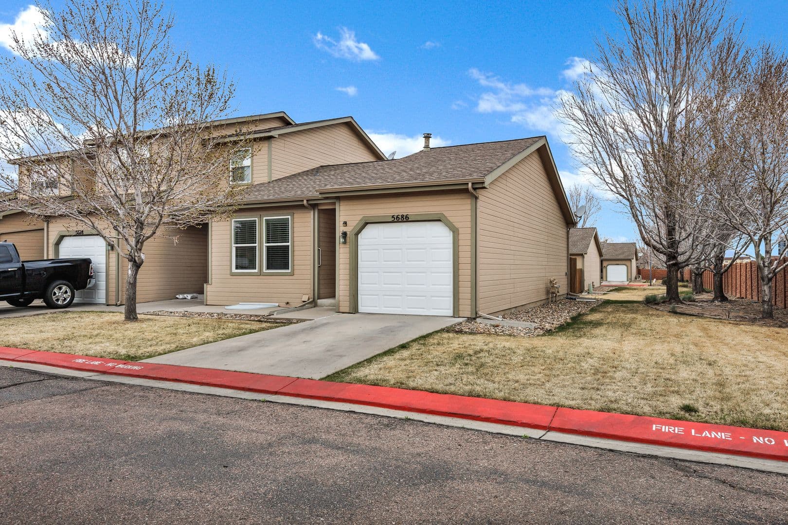 Colorado Springs Townhome: 5686 Sunshade Point