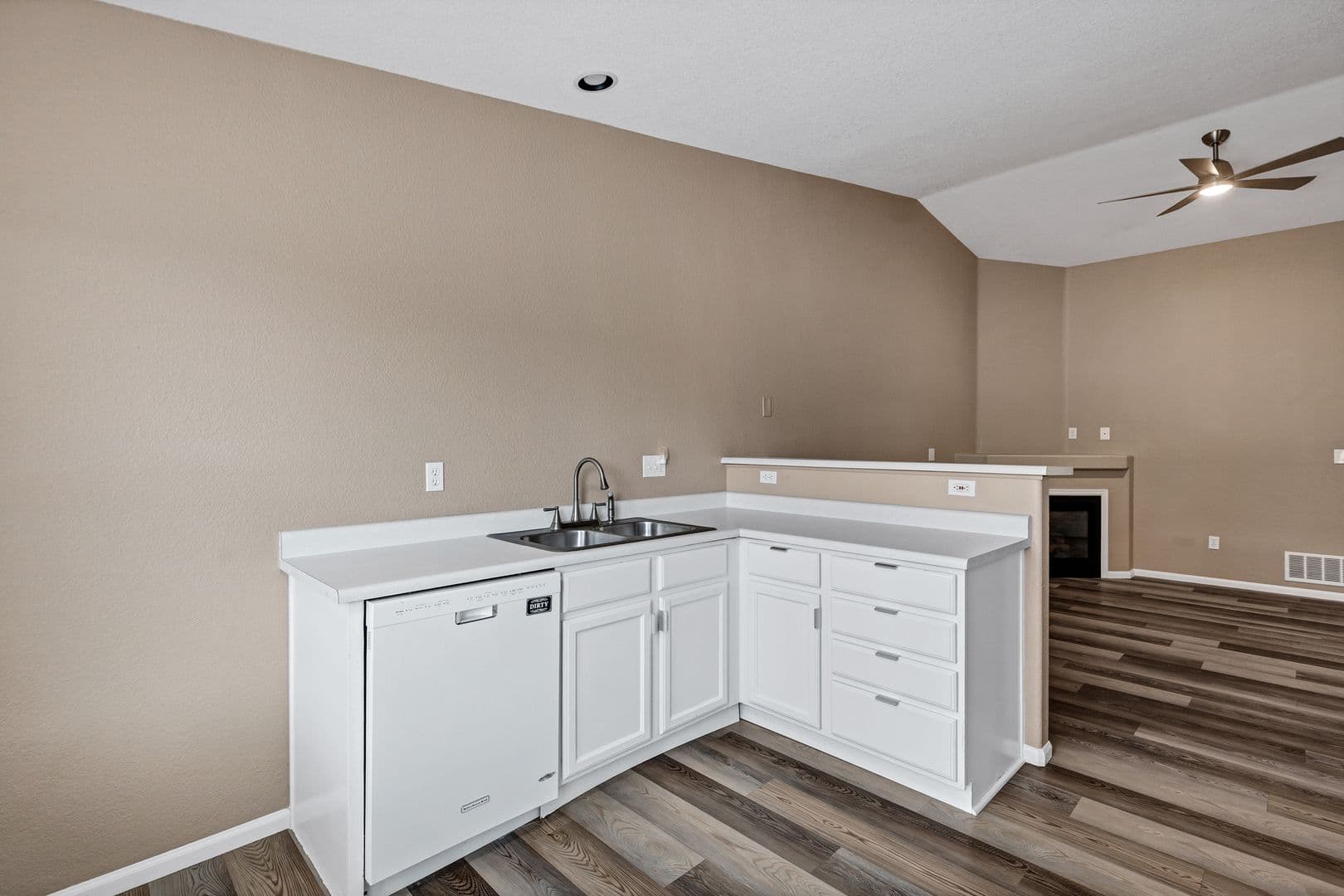 Colorado Springs Townhome: 5686 Sunshade Point