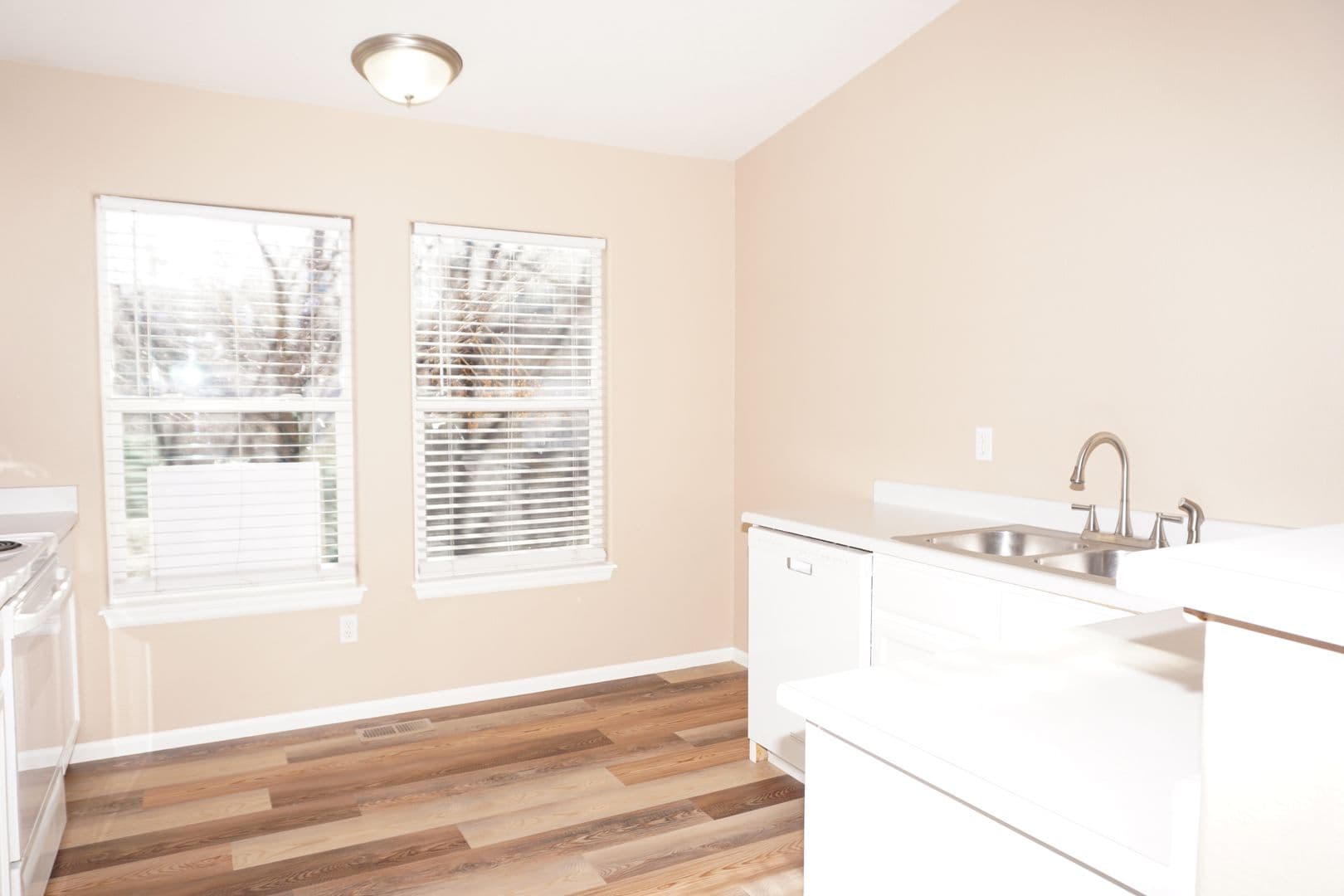 Colorado Springs Townhome: 5686 Sunshade Point