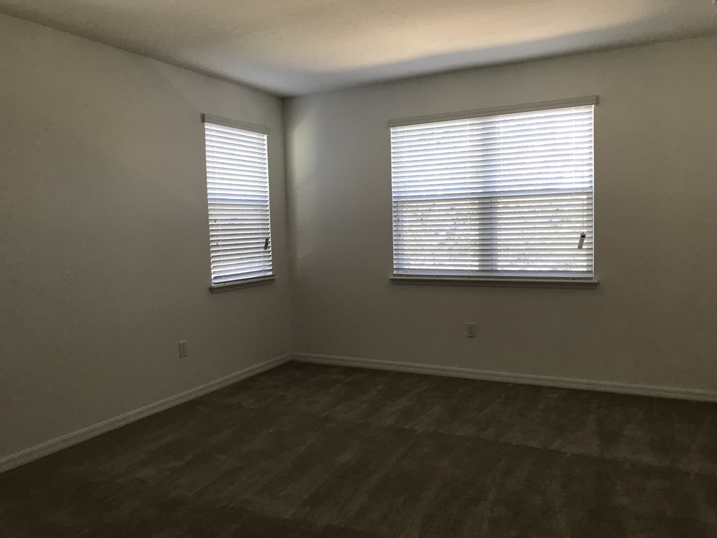 WIndermere House: 12928 Westside Village Loop