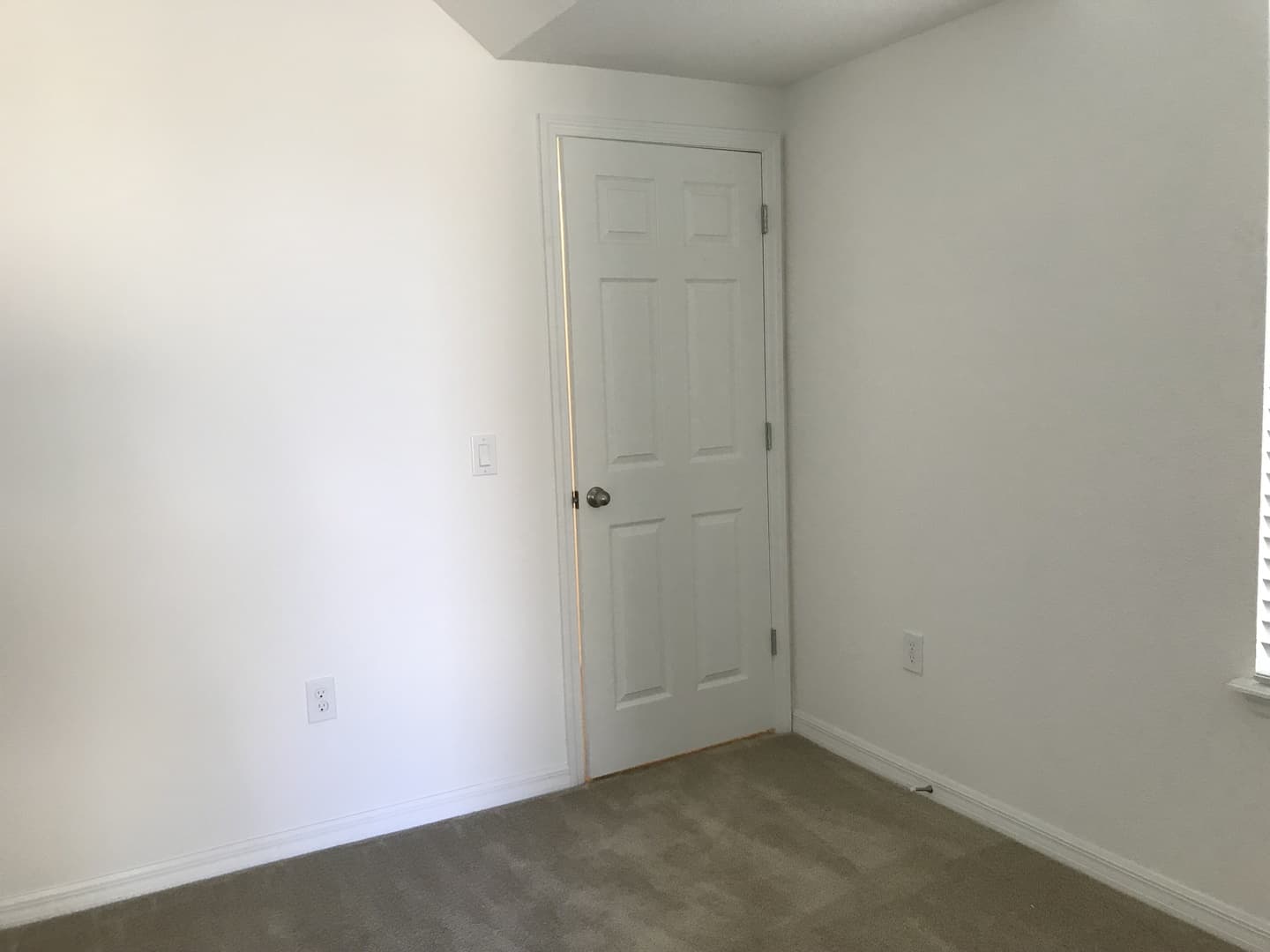 WIndermere House: 12928 Westside Village Loop